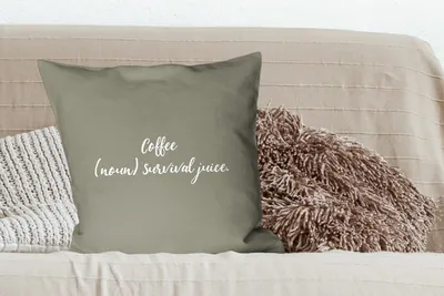 Produktbild von MuchoWow® Zierkissen Sofakissen Wohnzimmer Dekokissen 60x60 cm Zitate - Sprichwörter - Kaffee Überlebenssaft - Kaffee Definition - Wörterbuch - Sitzfläche - Foto Polster