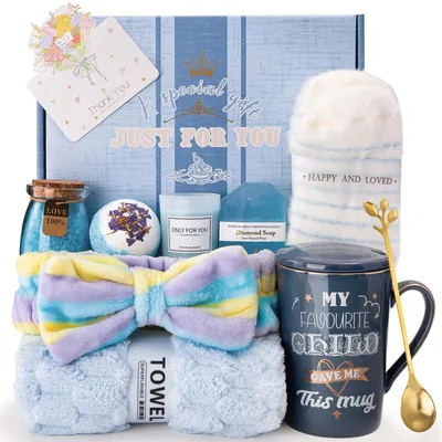Immagine prodotto di Set regalo per mamma, 12 pezzi, composto da: tazza in Vetroceramica da 400 ml, cucchiaino, calzini, fascia per capelli, asciugamano, sali da bagno, bomba da bagno, sapone e confezione regalo