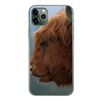 Produktbild von MuchoWow® Handyhülle Schutzhülle Hülle für iPhone 11 Pro Max Schottische Highlander - Tiere - Nebel Silikon Softcase Handy Hülle - Schutz
