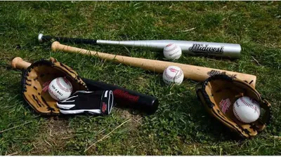 Image de Batte et balle de baseball Midwest Slugger - Kit de sport en bois pour enfants