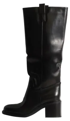 Produktbild von Stiefel mit Reißverschluss, runder Zehenpartie und breiter Passform