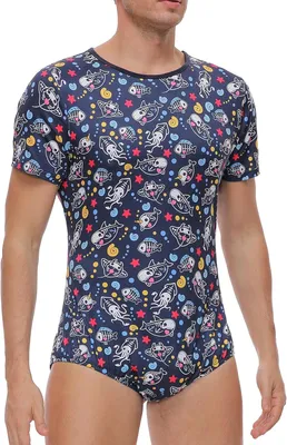 Productafbeelding van Eendelige nachtpak voor heren in blauw met haaienprint, korte mouwen en drukknopen aan het kruis, maat XL