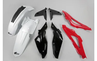 Zdjęcie produktu dla Zestaw elementów karoserii UFO PLAST