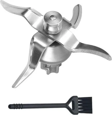 Immagine prodotto di Set di coltelli composto da 4 coltelli e una spazzola per la pulizia per robot da cucina