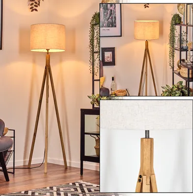 Produktbild von Schiavonea Stehlampe mit Holzfuß und Schirm aus Bamus