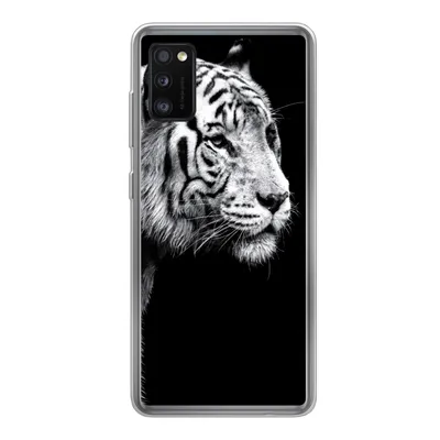Produktbild von MuchoWow® Handyhülle Schutzhülle Hülle für Samsung Galaxy A41 Studioaufnahme eines weißen Tigers auf schwarzem Hintergrund Silikon Softcase Handy Hülle - Mobiltelefon