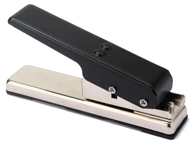 Immagine prodotto di Perforatore per plettri - Acciaio inossidabile - Plettri lisci - Per chitarra e ukulele