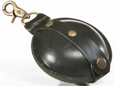 Produktbild von Schlüsselanhänger / Kleingeldbörse groß Sattelleder 9cm grün