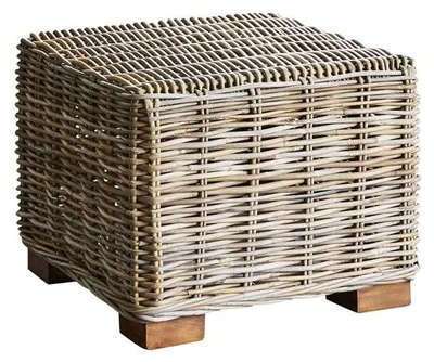 Produktbild von Garten-Couchtisch aus Kubu-Rattan