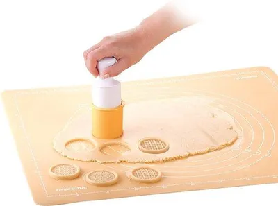 Obrázek produktu pro Sada vykrajívek Famanu na sušenky – 6 motivů a úložný box