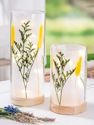 Produktbild von Gilde Windlicht (LED), zylindrisch, Spring, Trockenblumenmotiv, Glas, creme, grün, VE 6, D. 9 cm Höhe: 16.00 cm Durchmesser: 9.00 cm 51573