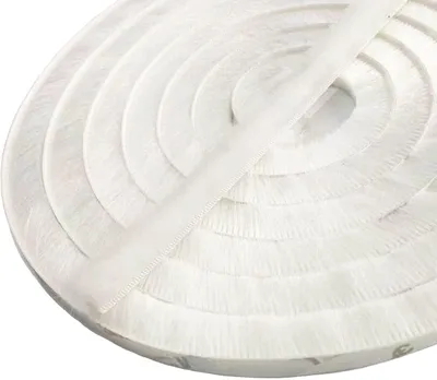 Produktbild von Türdichtung Bürstendichtung 5 m x 9 mm x 15 mm, selbstklebend, für Türen und Fenster