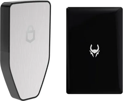 Image de Trezor Safe 3 - Argent + Cryptotag Loki Bundle