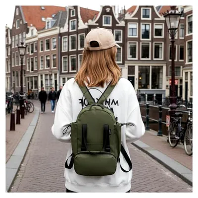 Produktbild von Kleiner Rucksack Damen aus Nylon, Mini Cityrucksack Damen 2 in 1 mit Abnehmbarem Bauchtasche, Leichter Damenrucksack Wasserdicht für Alltag, Reise & Uni