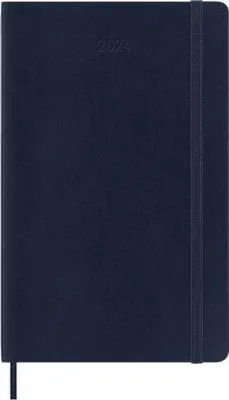 Produktbild von Moleskine 12 Monate Tageskalender 2024, Large/A5, 1 Tag = 1 Seite, Weicher Einband, Saphir