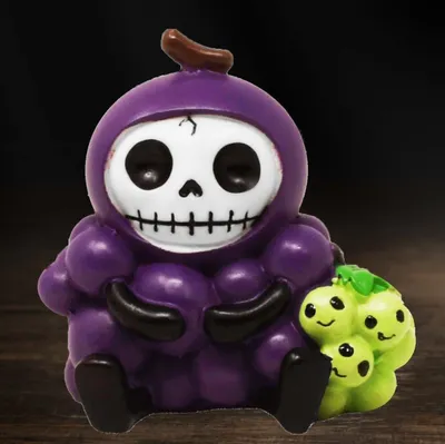 Produktbild von Furrybones "Grapes" - Dekofigur Totenkopf Gothic Fantasy