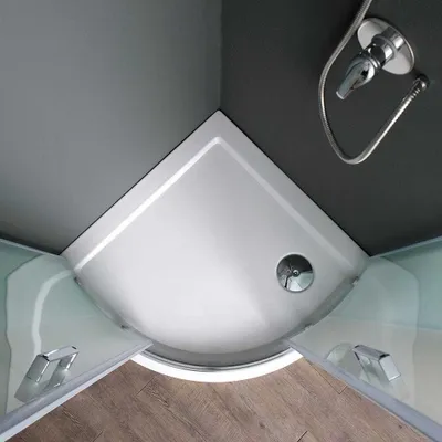 Produktbild von Runddusche in 90cm mit Rahmen aus Aluminium und Einscheibensicherheitsglas 6mm | Giada