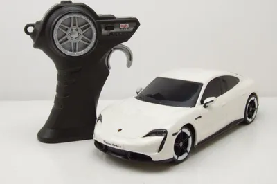 Produktbild von Maisto Tech 82339 - Ferngesteuertes Auto - Porsche Taycan Turbo S (weiß, Maßstab 1:24)
