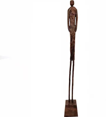 Imagen del producto de Escultura Gilde, "Augusto", figura masculina, aluminio, color marrón, unidad de venta 1, largo 14,5 cm, ancho 15 cm, alto 119 cm. Código: 4001250433712
