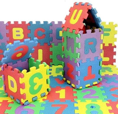 Produktbild von Famanu Spielmatte Schaumstoff - Puzzlematte 36 Teile - Alphabet/Zahlen - Bunt