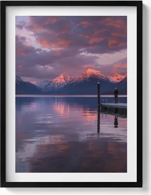 Produktbild von Bergsee und Wolken– Wandbild mit Rahmen – Gerahmtes Bild  – Wanddekoration – 60x80 cm –  Schwarz Rahmen