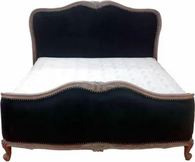 Produktbild von Casa Padrino Luxus Barock Doppelbett Schwarz / Antik Braun - Edles Massivholz Bett mit Kopfteil - Barock Schlafzimmer Möbel