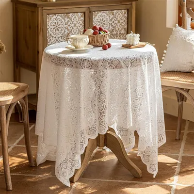 Produktbild von Spitzentischdecke Rund 140cm Weiß Floral Vintage Bestickt