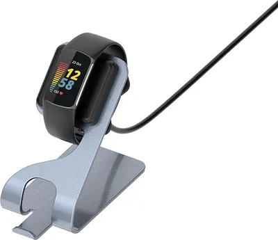 Produktbild von Strap-it Ladestation - Dockingstation geeignet für Fitbit Charge 5 / Fitbit Charge 6 / Fitbit Luxe - silber-grau