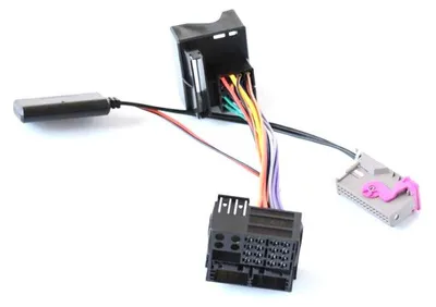 BLUETOOTH A2DP Stream Adapter für Audi Navigation RNS-E mit Quadlock Stecker – Produktansicht