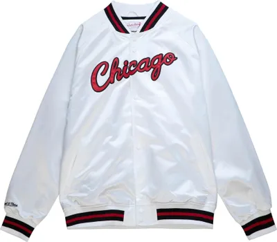 Produktbild von M&N Lightweight Satin Jacke - Chicago Bulls weiß - XXL