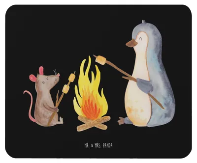 Produktbild von Mr. & Mrs. Panda Mousepad Pinguin Lagerfeuer - Schwarz - Geschenk, Liebe, laptop, Mouse Pad, Marshmallows, Pinguine, mousematte, Lebensspruch, pc, Mauspad, Job
