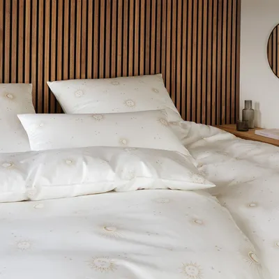 Produktbild von elegante Mako-Satin-Bettwäsche-Garnitur Stardust Farbe Weiss Größe 135x200+80x80