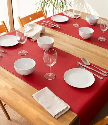 Produktbild von Monaco Red Tischläufer  in Lederoptik | Tafelläufer Rot 140x45cm