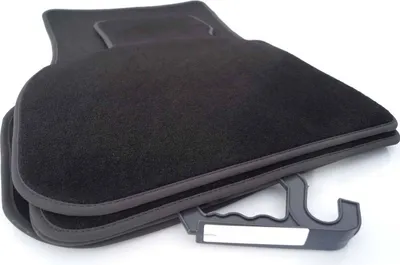Immagine prodotto di Tappetini per BMW Serie 4 Coupé G22 / Cabrio G23 / M4 (dal 2020) in moquette velours premium 4 pezzi Tappetini originali con velcro