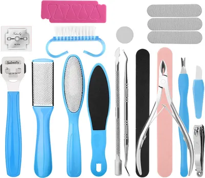 Immagine prodotto di Set per la cura dei piedi, strumenti per pedicure, rimozione dei calli, scrubber per piedi, lima e raschietto