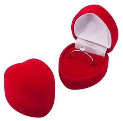 Produktbild von Ringbox „Herz“: Schmuck Etui für Ring / Verlobungsring