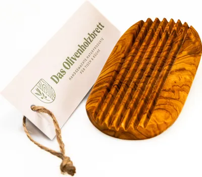 Produktbild von Seifenablage oval geriffelt aus Olivenholz