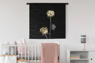 Produktbild von MuchoWow® Wandteppich Wandbehang Rosen - Blumen - Schwarz - Weiß - Gold 90x90 cm Tapisserie Dekoration Wandtuch - Wandaufhänger