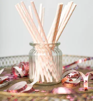 Produktbild von 20 Papier Trinkhalme Pastell Rosa und Weiß gestreift und gepunktet