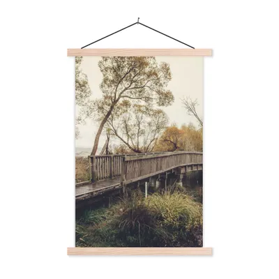 Produktbild von MuchoWow® Textilposter Herbst - Brücke - Bäume 40x60 cm mit holzfarbenen Rahmen - Poster