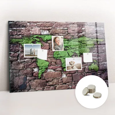 Imagen del producto de Pizarra magnética de pared, con superficie de vidrio y diseño arqueado. Incluye 5 imanes. Dimensiones: 90x60 cm. Diseño: mapa del mundo