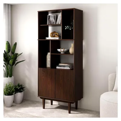 Produktbild von Wohnzimmerschrank Simona mit offenen Fächern in Nussbaum – modernes Holzregal im skandinavischen Design mit Türen und Stauraum