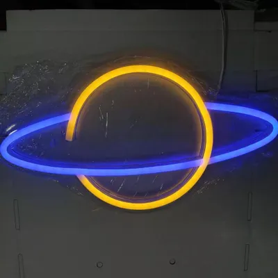 Image de Lumière LED NEON, lampe murale décorative, planète orange bleue, env. 36,5 x 20 x 2 cm
