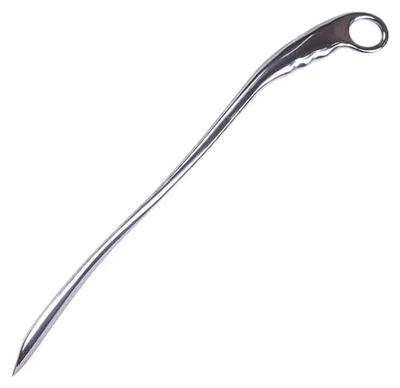 Immagine prodotto di Premium 70 cm shoehorn made of solid aluminum, durable and elegant silver.