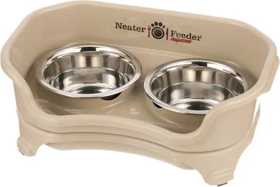 Produktbild von Famanu Hundenapf mit Auffangschale - für kleine Hunde