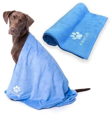 Produktbild von Famanu Hundehandtuch - Große Mikrofasertuch (125 cm x 75 cm) - Sehr saugfähig, weich und schnelltrocknend