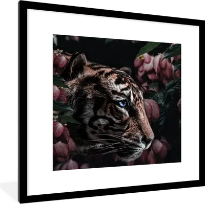 Produktbild von MuchoWow® MuchoWow® Gerahmtes Poster Tiger - Blumen - Pflanze 40x40 cm - Poster mit zchwarzem Bilderrahmen - Poster - Plakat im Rahmen