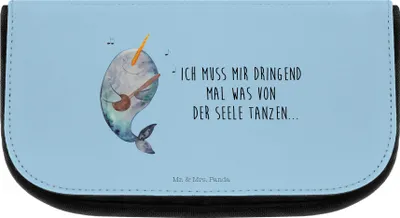 Produktbild von Mr. & Mrs. Panda Kosmetiktasche Narwal Gitarre - Blau Pastell - Geschenk, Meer, Probleme, Tanzen, Kulturtasche, Kulturbeutel, kulturtäschchen, Gespräche, Wal, Organizer