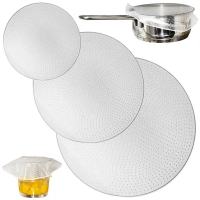 Several round, white silicone covers with small perforations are displayed, along with a pot covered by one of these caps and a small glass covered by a cap.