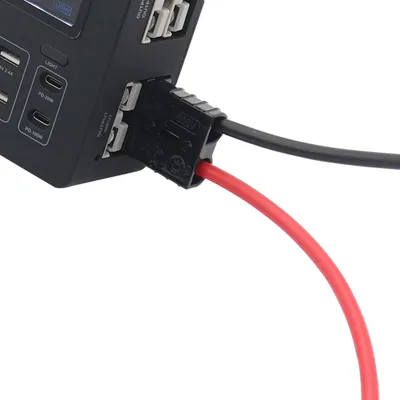 Zdjęcie produktu dla Przewód adapterowy do akumulatora 8 AWG z końcówką typu O i złączem 50 A, 50 cm / 19,69 cala